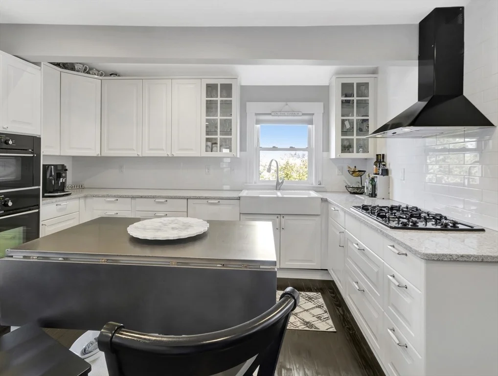 Photo of 9 C St