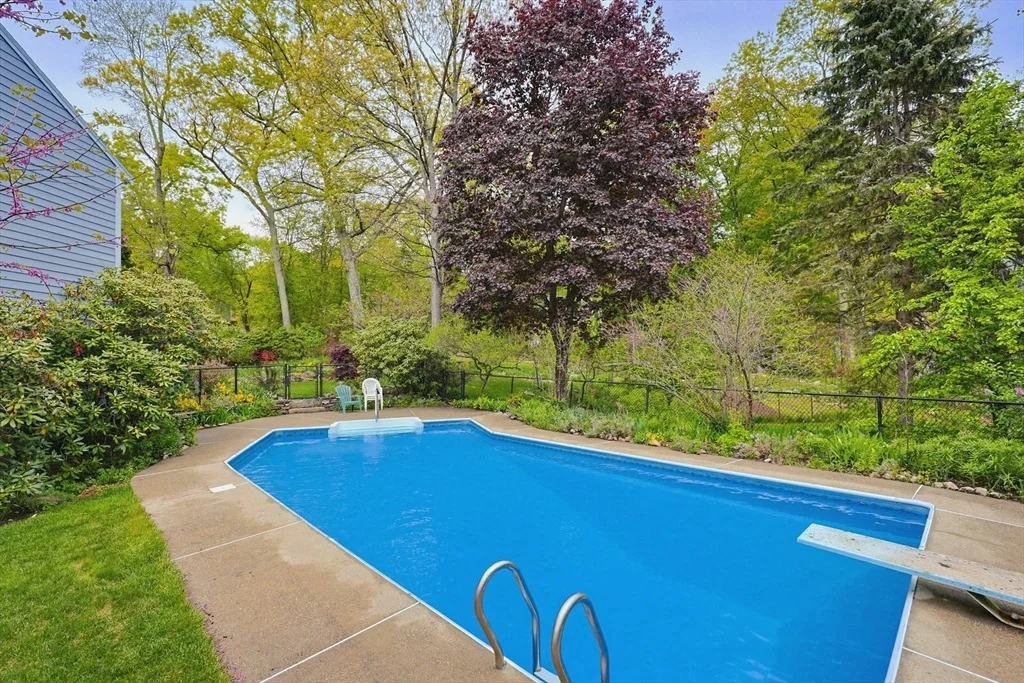 Photo of 12 Irene Cir