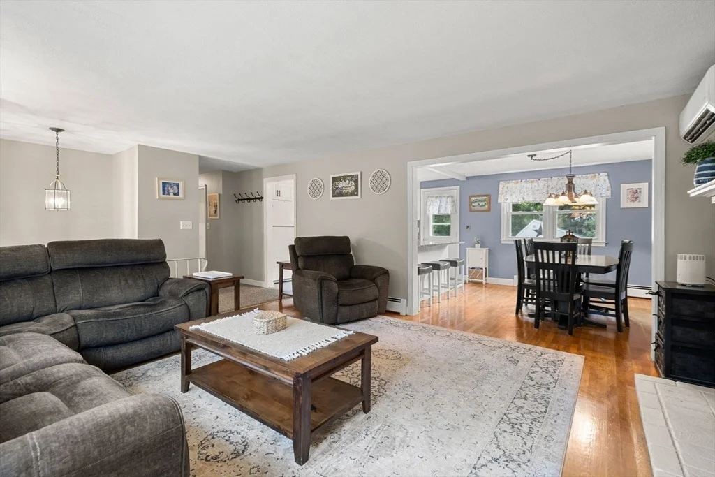 Photo of 78 Robbie Rd