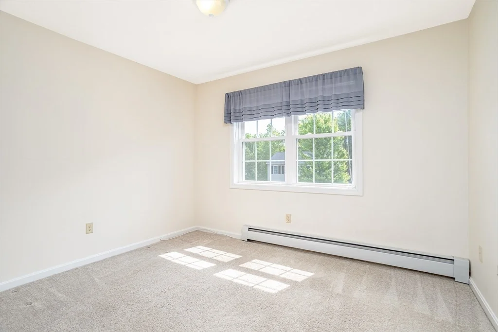Photo of 380 Leo Drive