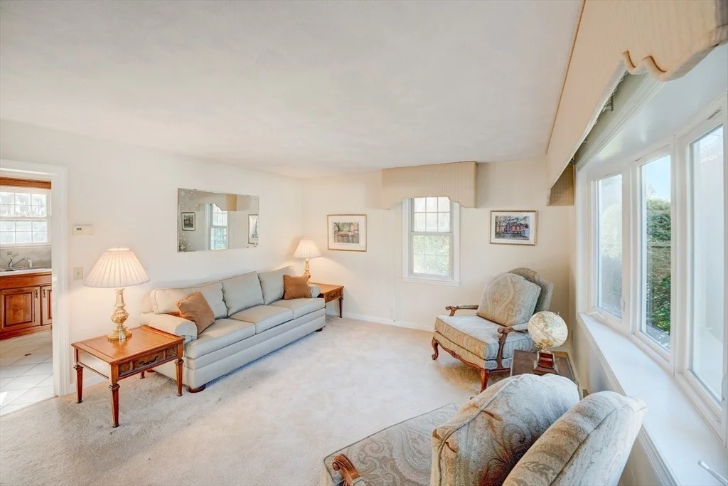 Photo of 75 Kings View Rd