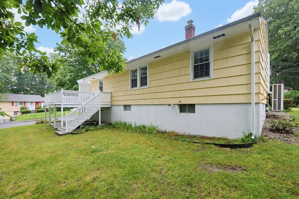 Photo of 32 Saratoga Drive
