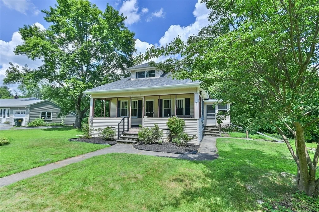 Photo of 134 Southbridge Rd.