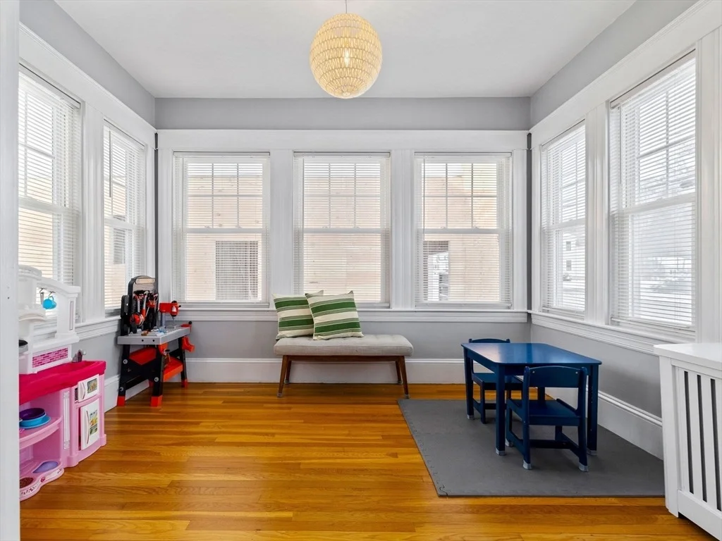 Photo of 371 Mount Vernon St