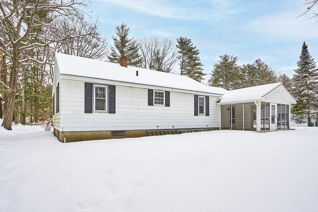 Photo of 484 Intervale Ave