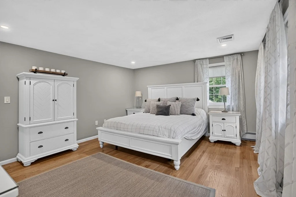 Photo of 10 Lillian Drive