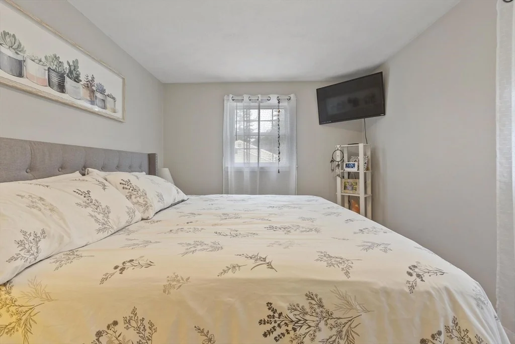 Photo of 9 Birch Ln