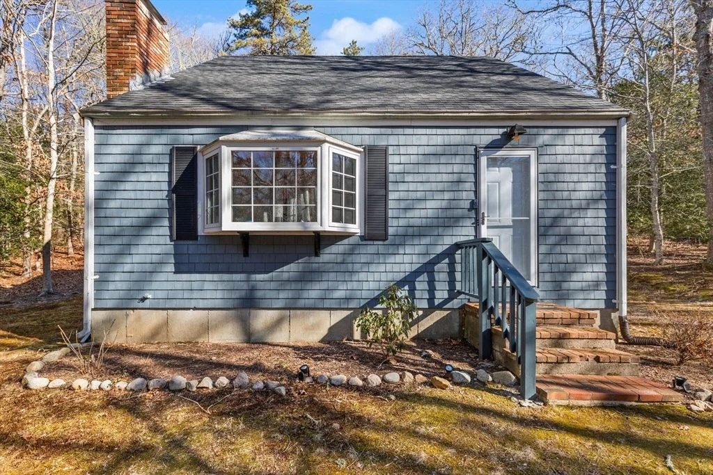 Photo of 73 Deerfield Rd