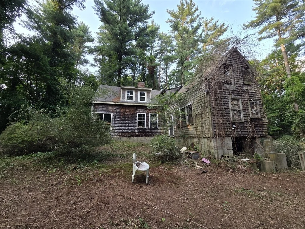 Photo of 425 Main St