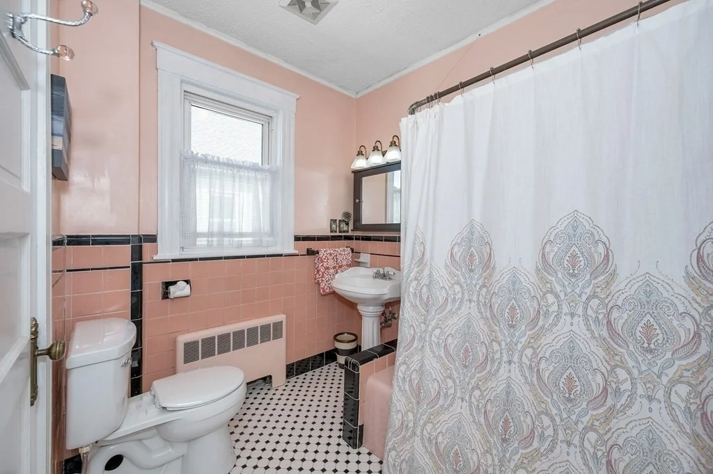 Photo of 10 Swan St