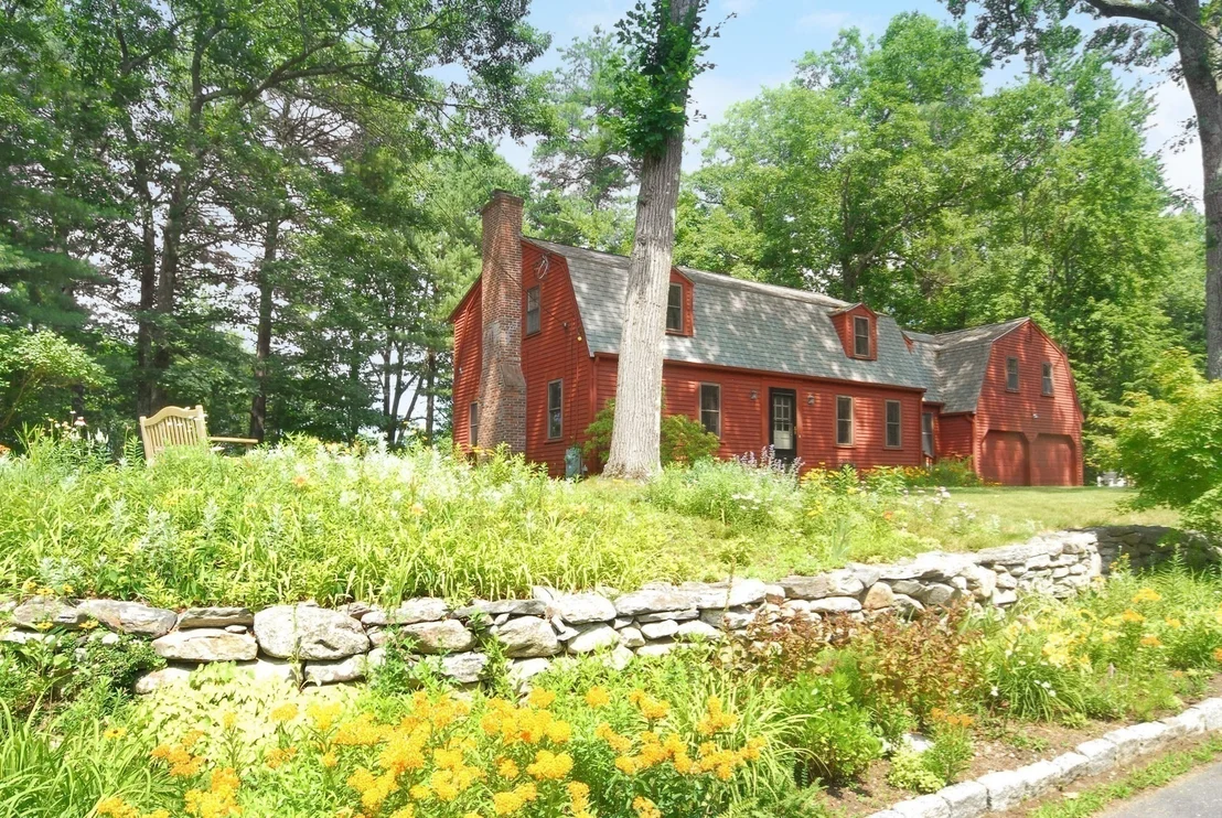 Photo of 46 Tarbell Spring
