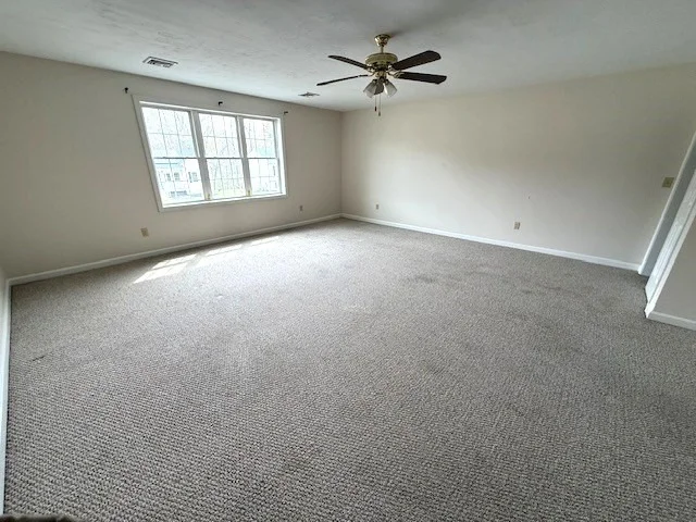 Photo of 141 Cournoyer Blvd