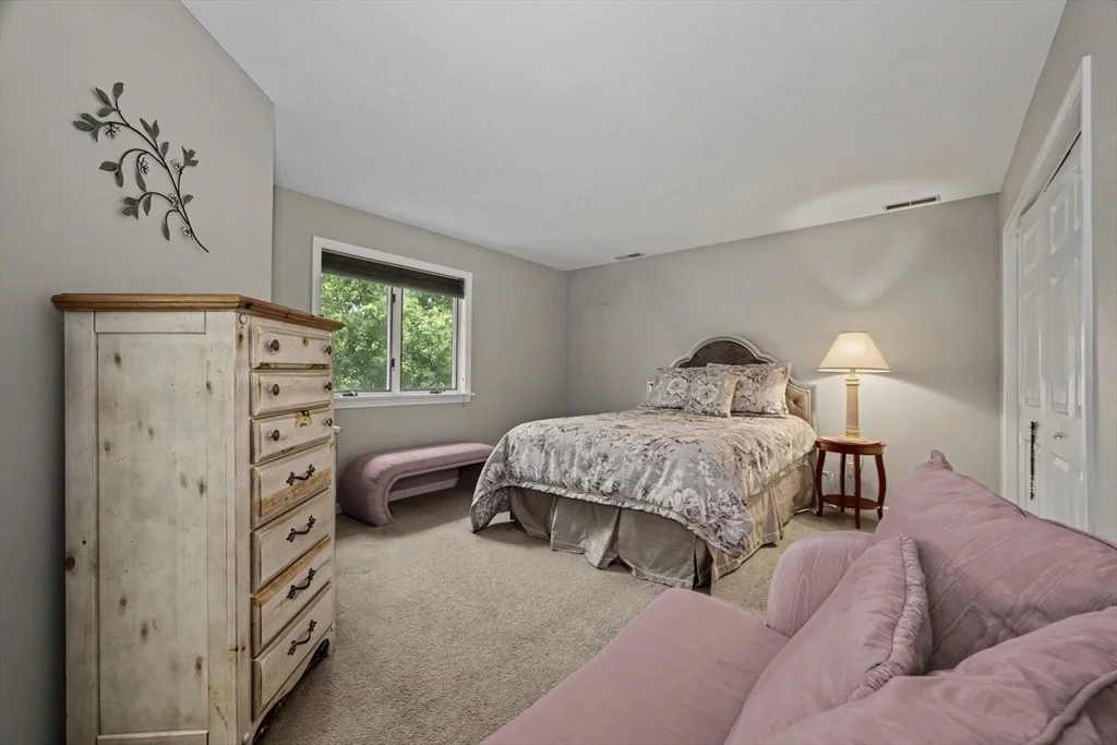 Photo of 78 Hammersmith Dr