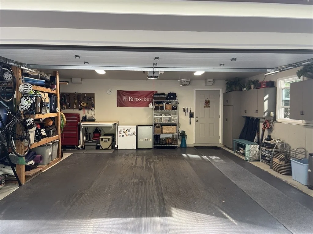 Photo of 1260 Westhampton Road