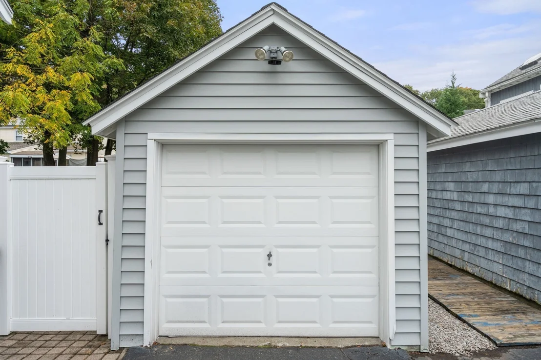 Photo of 63 Willow Ave