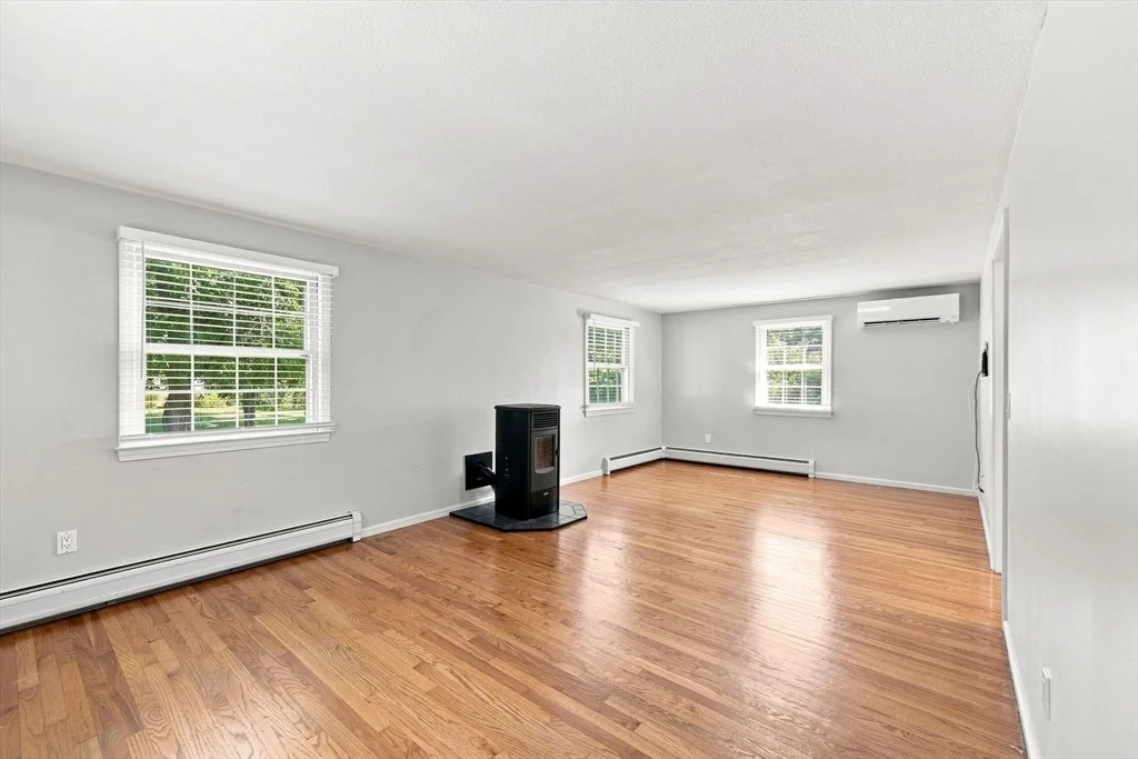 Photo of 3 Conifer Dr