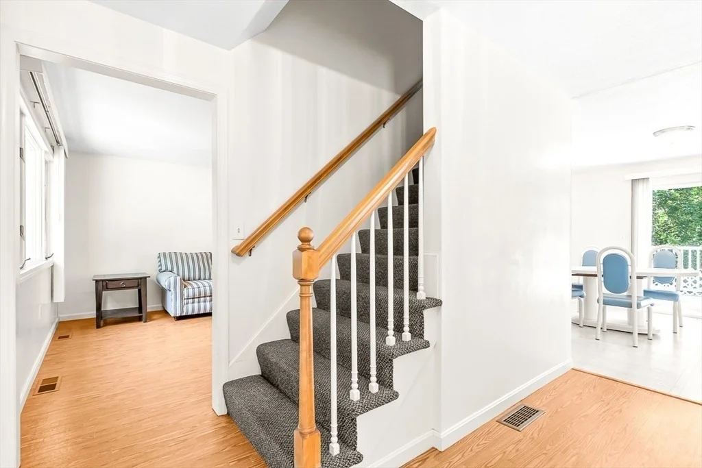 Photo of 20 Hillcrest Ave