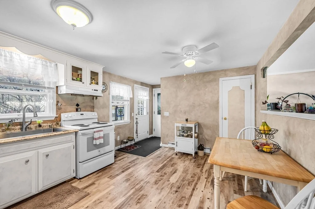 Photo of 236 Glenoak Drive