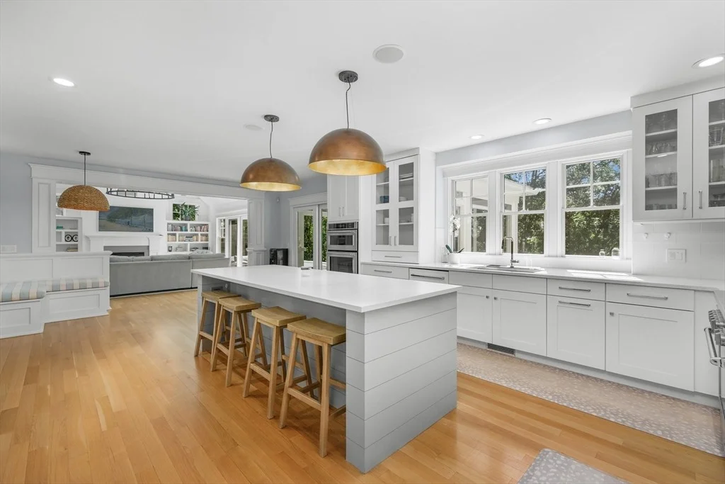 Photo of 239 Oxford Drive