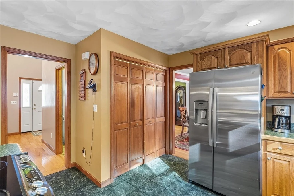 Photo of 325 Den Quarry Road