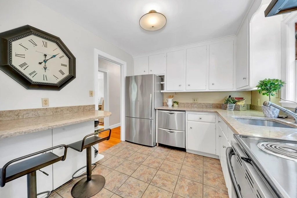 Photo of 43 Plain Rd