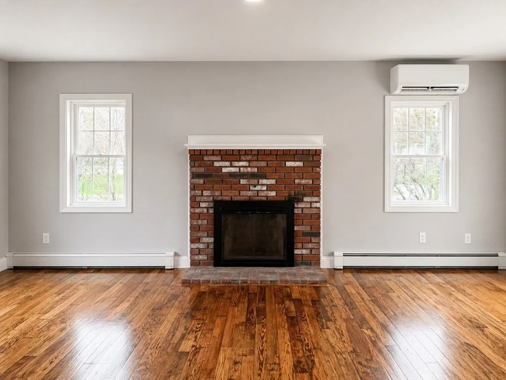 Photo of 53 Bridge St