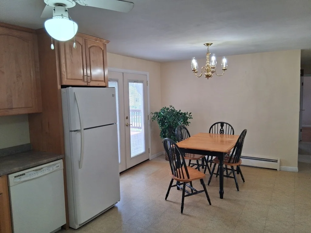 Photo of 43 Robin Rd