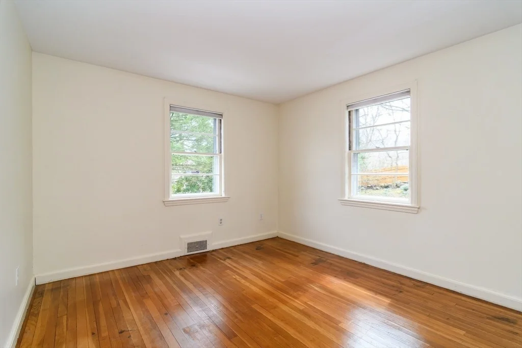 Photo of 33 York Way