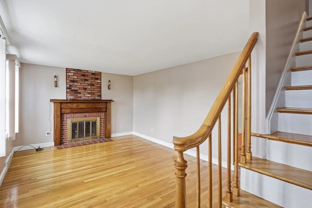 Photo of 6 Devine Rd