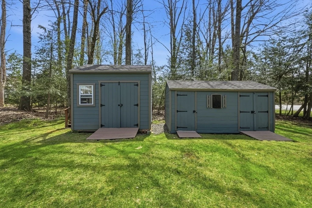 Photo of 3 Sherbrooke Dr