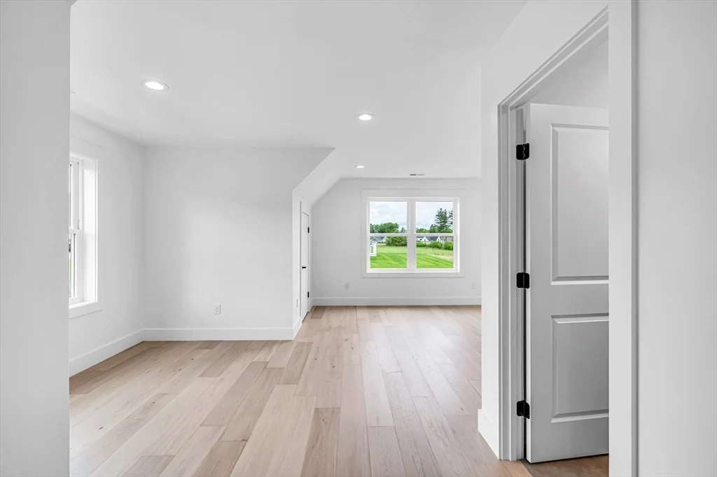 Photo of 32 Balsam Hill Rd