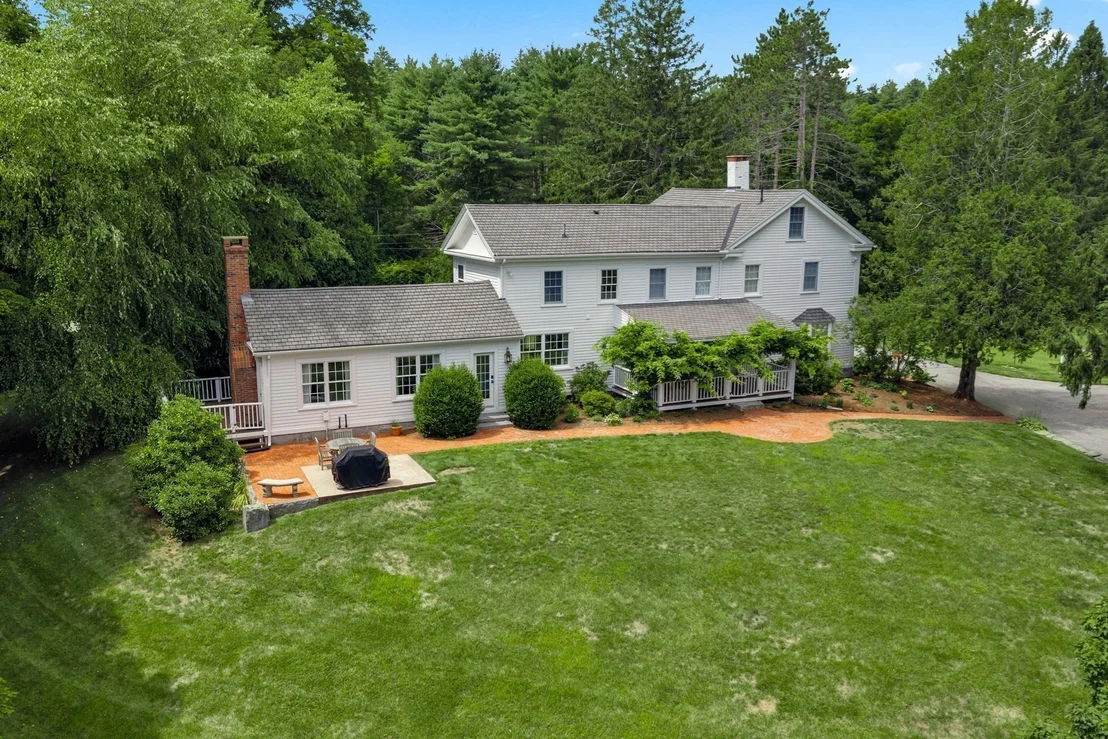 Photo of 304 Warren Rd