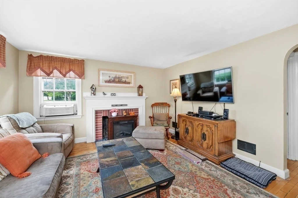 Photo of 111 Warren St