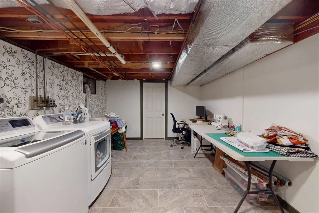 Photo of 10 Glen Cir