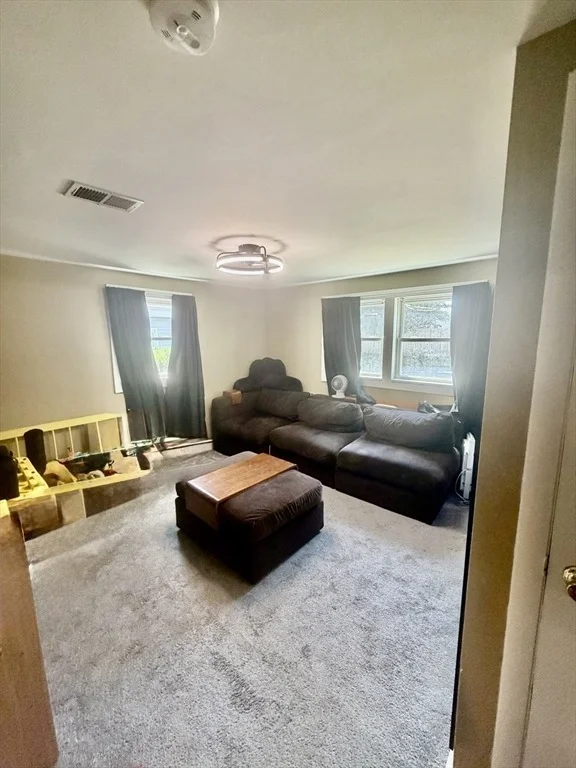 Photo of 76 Dickens Street