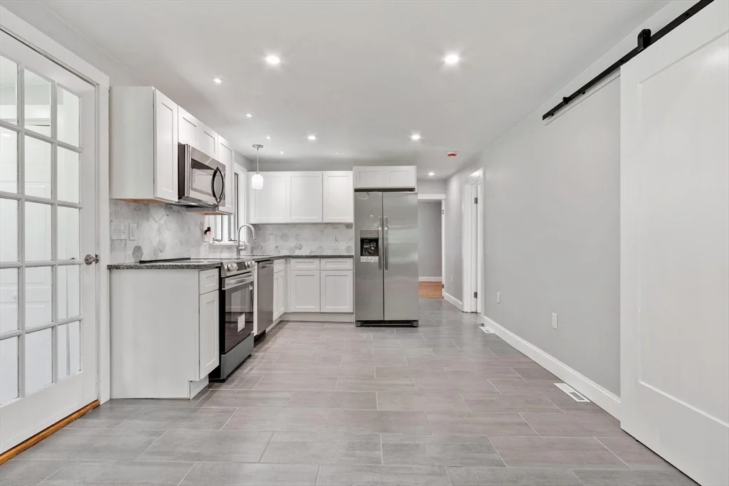 Photo of 145 Colburn Road
