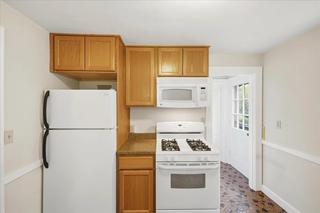 Photo of 77 Payson Rd