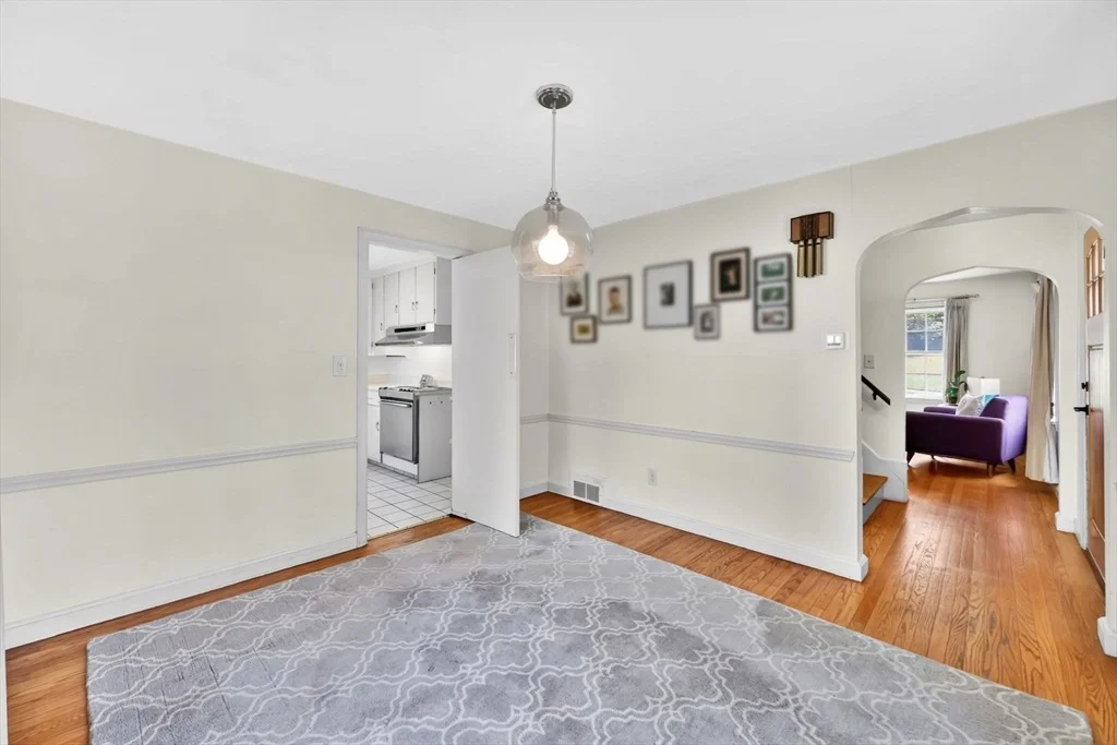 Photo of 121 Benz St