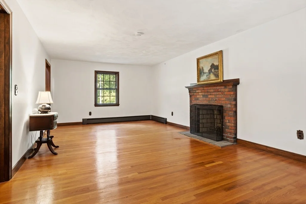 Photo of 15 Reeves Rd