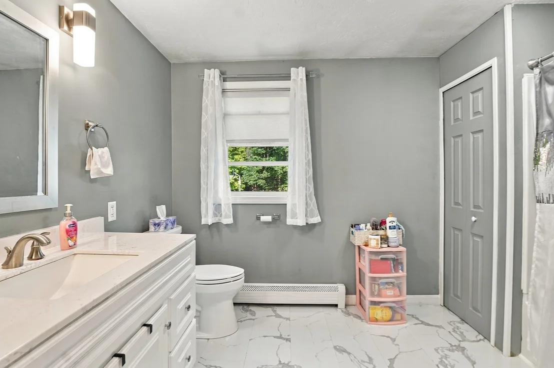 Photo of 10 Flaxfield Road