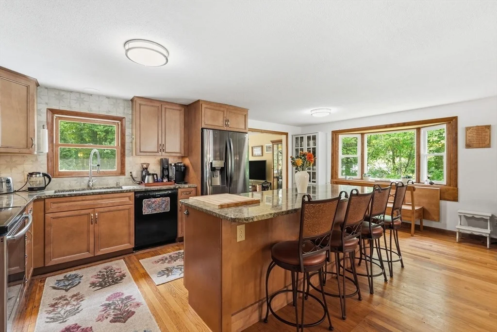 Photo of 189 Pondview Dr