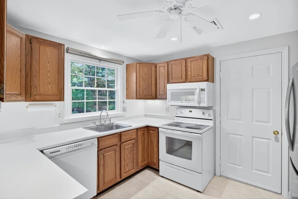 Photo of 98 Bay Lane
