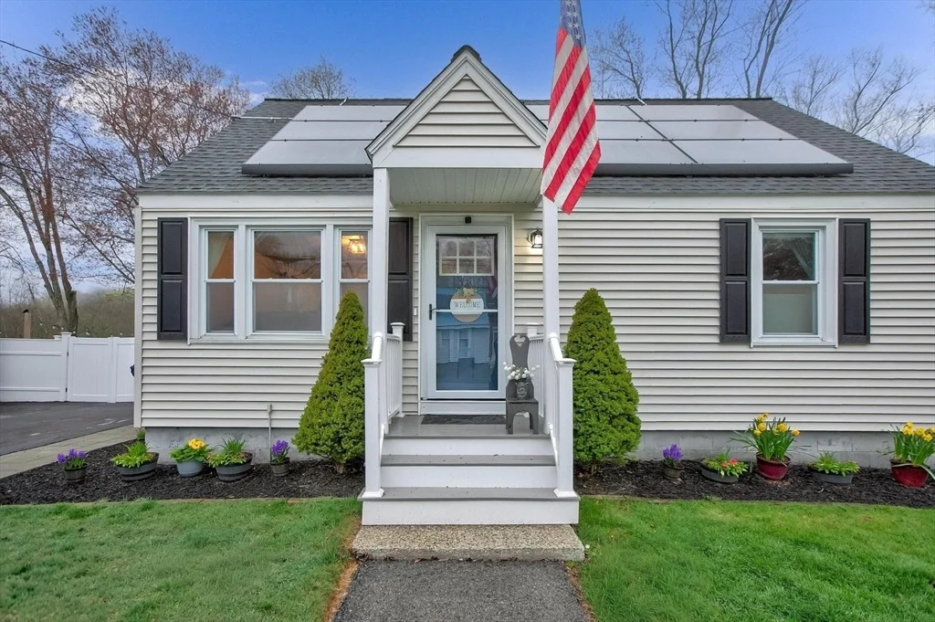 Photo of 58 Leo Ave