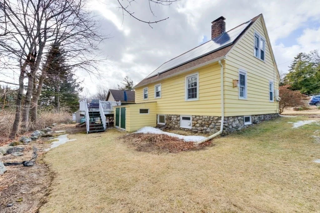 Photo of 4 Bjorklund Ave