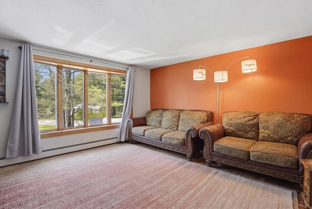 Photo of 12 Valerie Circle