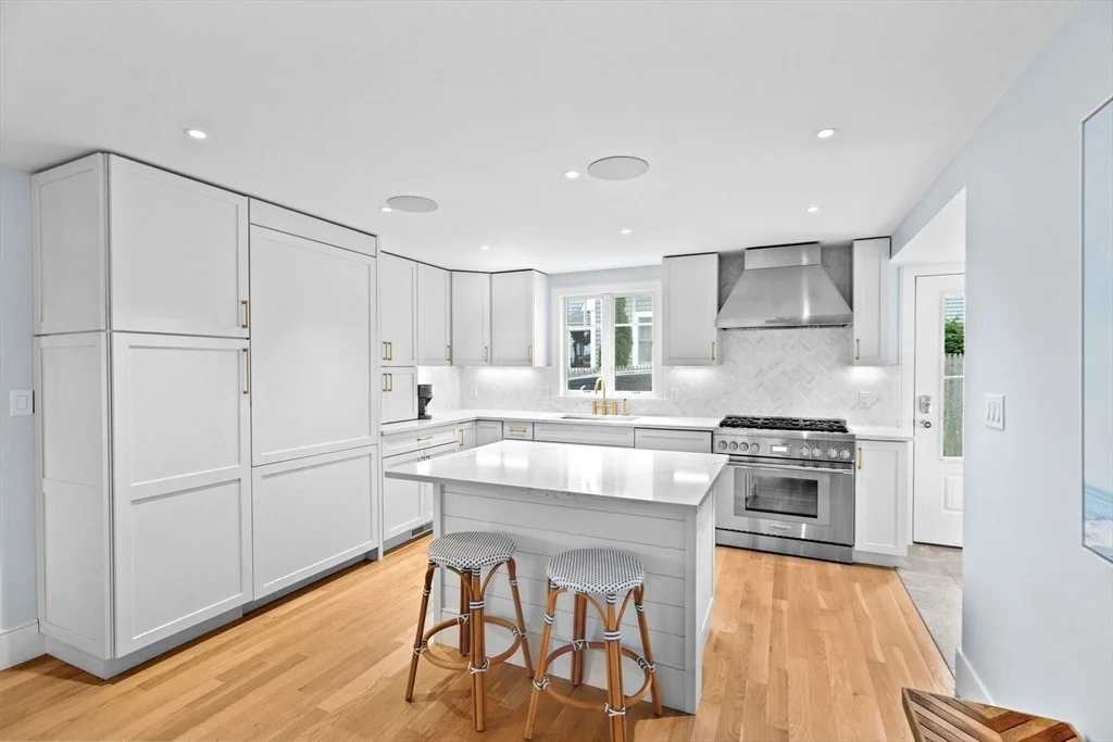 Photo of 10 Otis Place