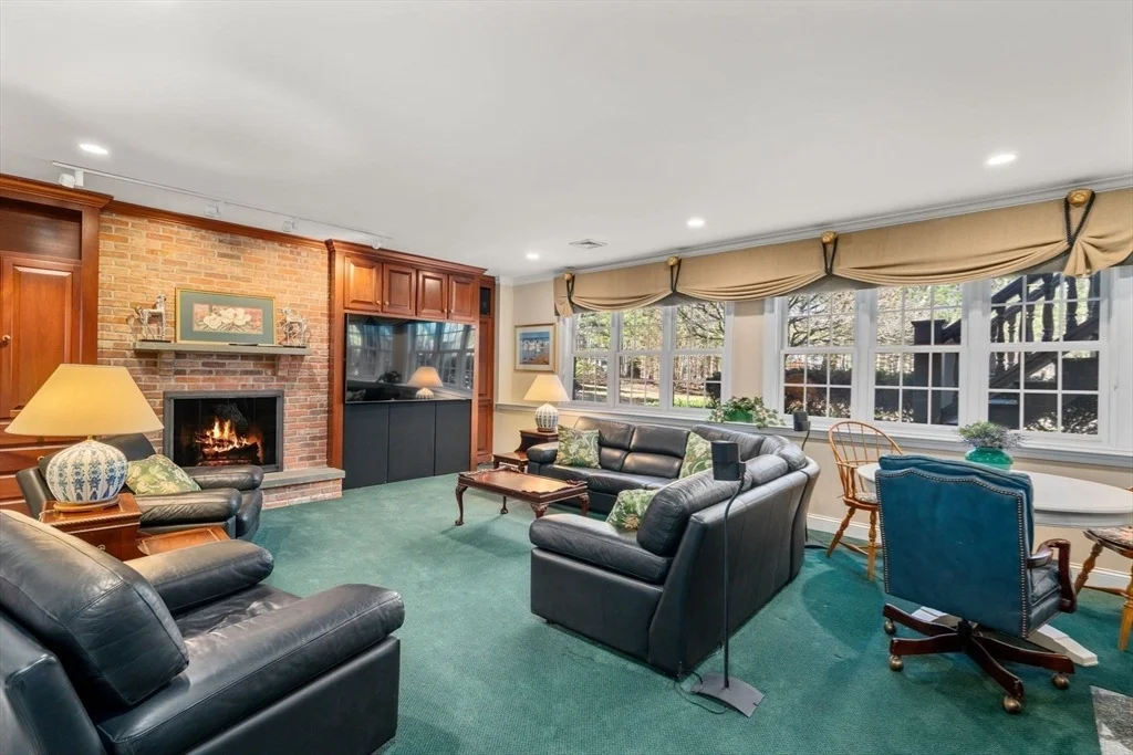 Photo of 20 Cobblestone Place