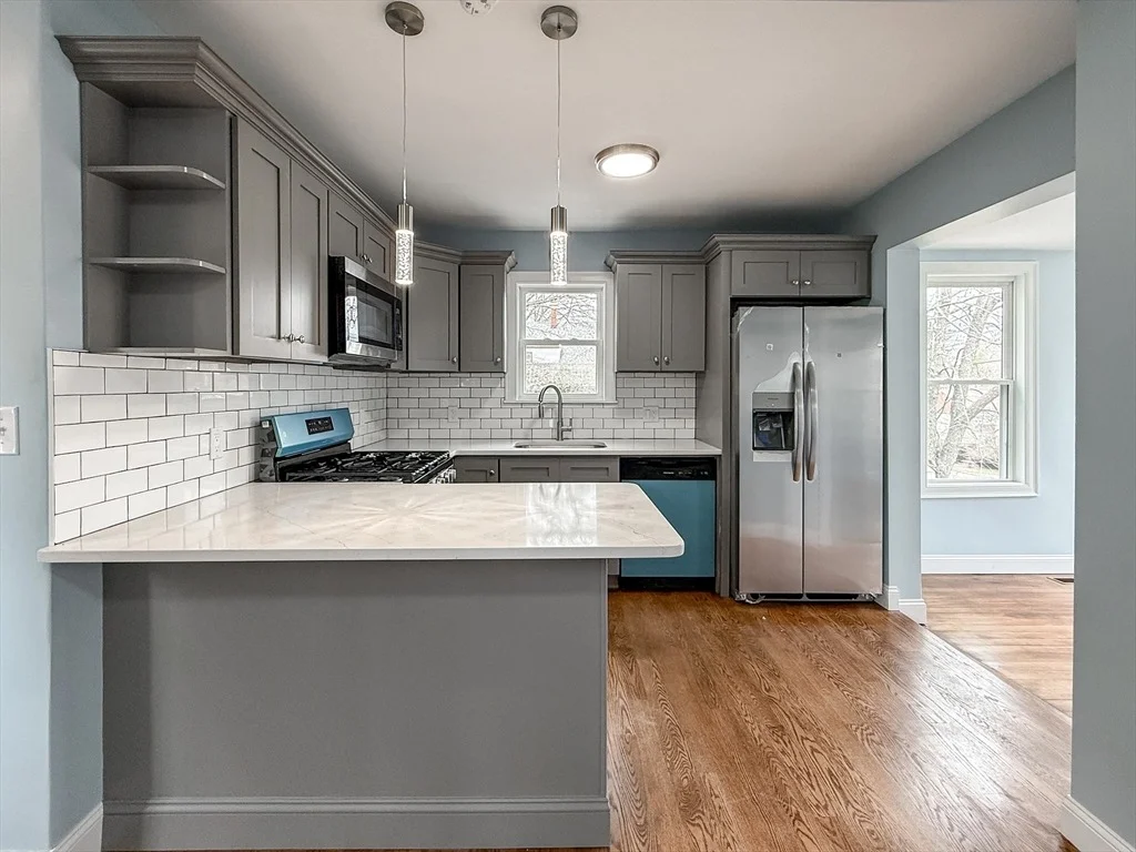 Photo of 463 Central St