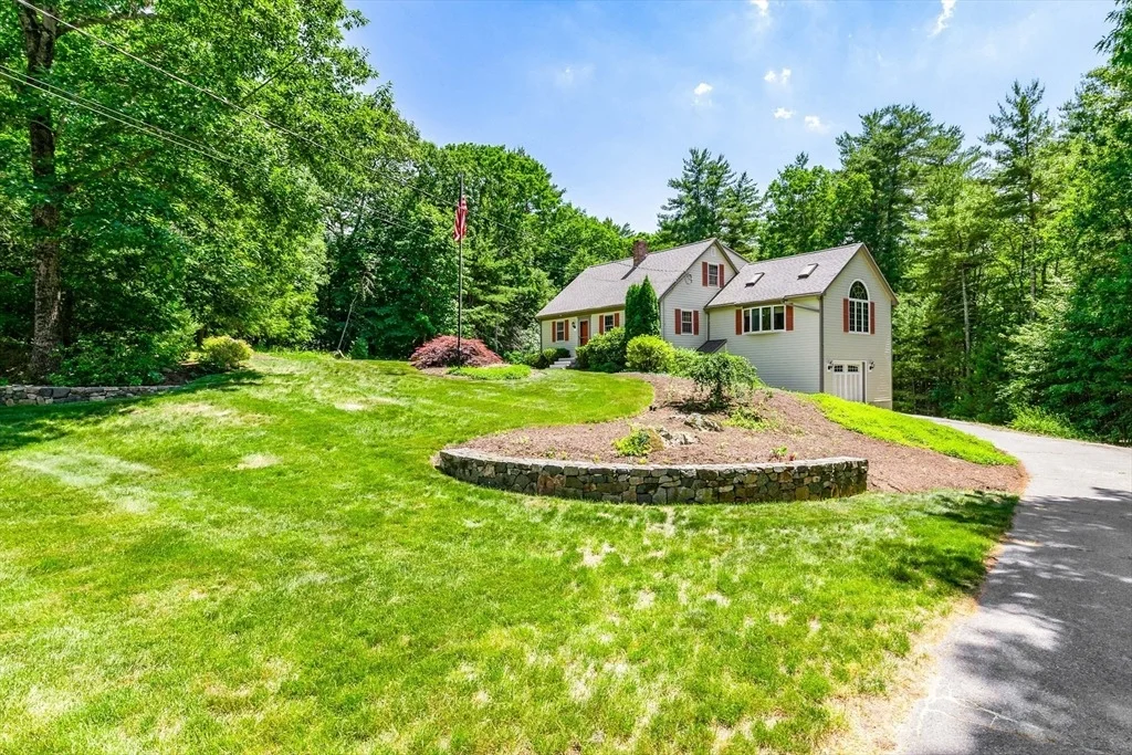 Photo of 9 Isabelle Circle