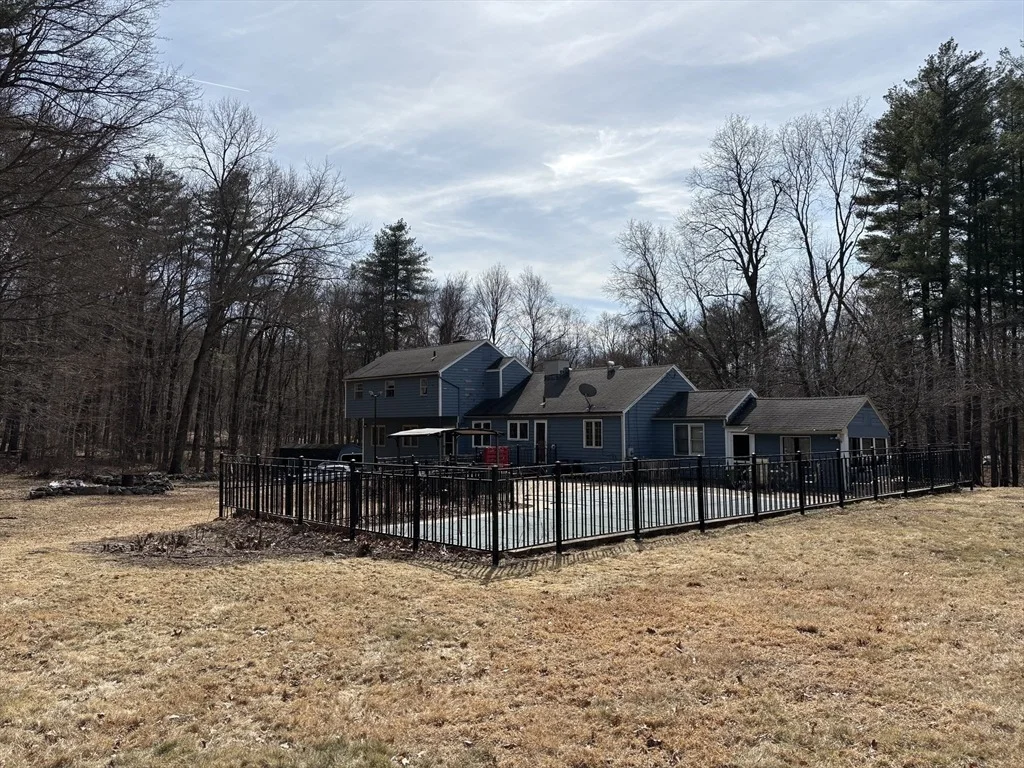 Photo of 45 Hickory Ln